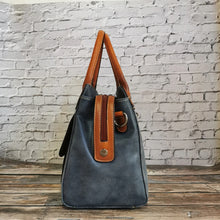 Load image into Gallery viewer, Madrid Velvet Handbag

