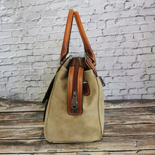 Load image into Gallery viewer, Madrid Velvet Handbag
